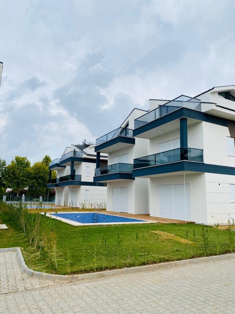 Villa sıraları ve peyzaj